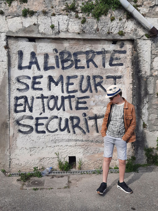 La liberté se meurt… - Pont-Saint-Esprit (Gard) 2022