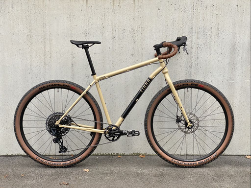 Finna Cycles Landscape / 2025 / aufgebaut ab CHF 2'300.00 / abgebildet CHF 3'490.00 / Bikepacking , Gravel, Touring, Drop Bar MTB