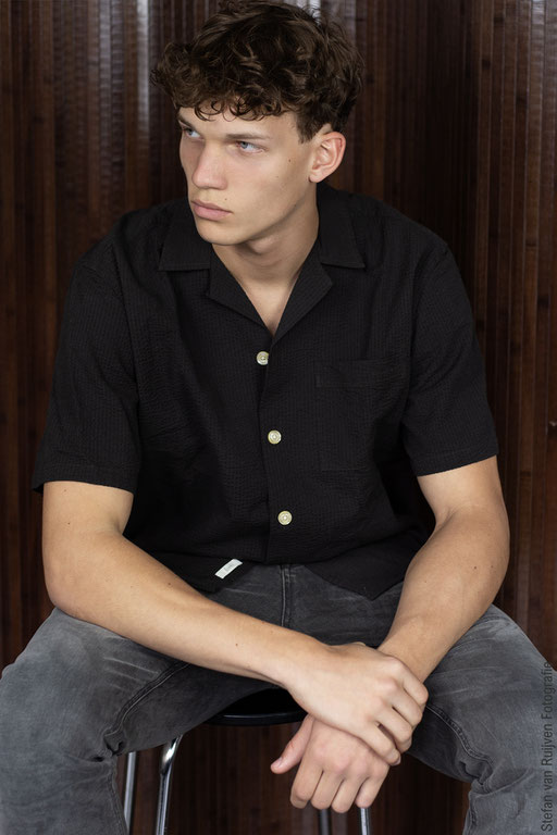 Storm Management, Stefan van Ruijven Fotografie, Model, Mannelijke model, modellenbureau, Londen, new face, fotoshoot, photoshoot, The Portfolio Studio, studio in het centrum van Leiden, Fotograaf, Model & Casting Shoots, Photographer, Modelfotograaf