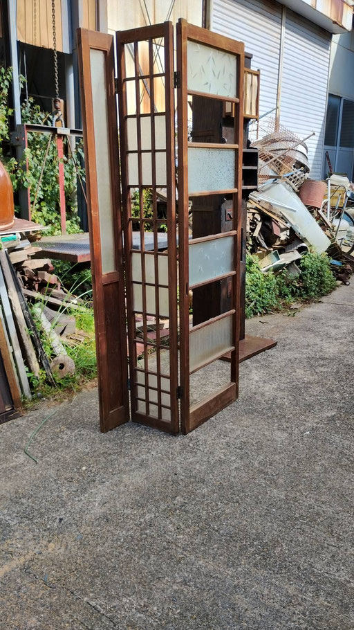 Antique glass partition