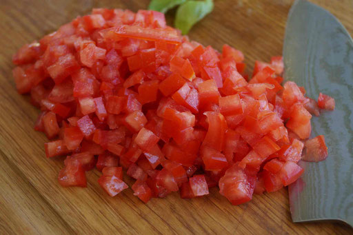 Zander im Grillfurnier, Tomatensugo