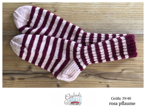 handgestrickte Socken Größe 39/40 - Streifen rosa pflaume - Ringelsocken mit verstärkter Ferse - gestreifte Woll-Strümpfe