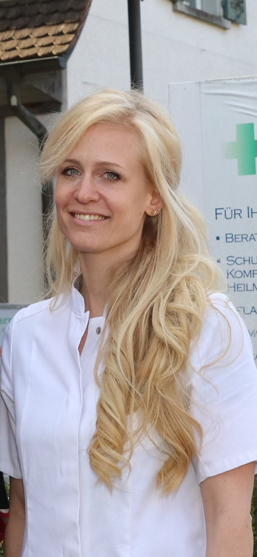 Laura Huber, Eidg. dipl. Apothekerin ETH, Geschäftsführung, Impfen, Betreuung Heime und Spitex