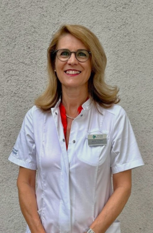 Gabriela Schläpfer, Pharma Assistentin EFZ, Kundenberatung, Alternativmedizin, Bachblütenmischungen 