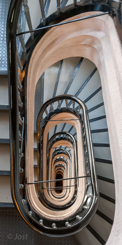 Treppenauge Montanhof Hamburg
