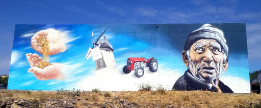 fresque murale représentant un paysan, tracteur, moulin, agriculture à Bissey-la-Côte, Coron thibaud
