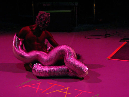 (theLID - by Ayman Harper; dancer: Jermaine Spivey; photo: Tomi Paasonen