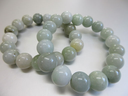 ☆＜ブレスレット＞翡翠１２ｍｍ（ミャンマー産）