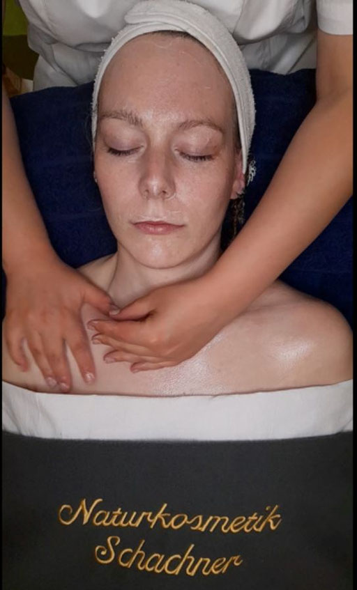 Naturkosmetik Schachner – Frischkosmetik ist Nahrung für die Haut, Kosmetik Linz Urfahr Österreich, Naturkosmetik Kosmetikstudio Gesichtsbehandlungen