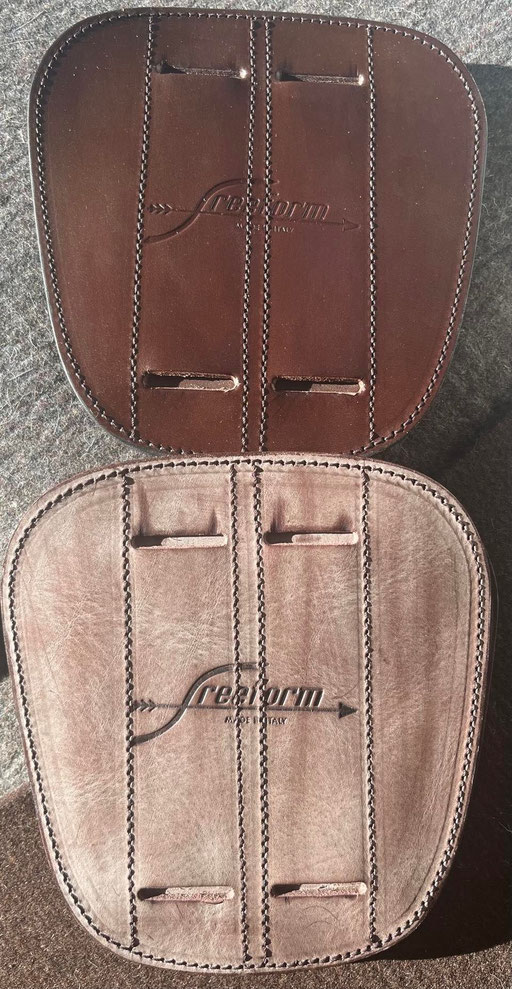 FF Soft Flaps, weich gepolstert, Velourleder-Unterseite, ohne Einfassung, verteilen den Druck der Gurtstrippen und stabilisieren die Sattellage der Contact/EVO Modelle, in allen NUBUK und Dickleder-Varianten, € 74/Paar