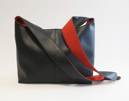 Bandoulière GM Skaï Noir inter rouge