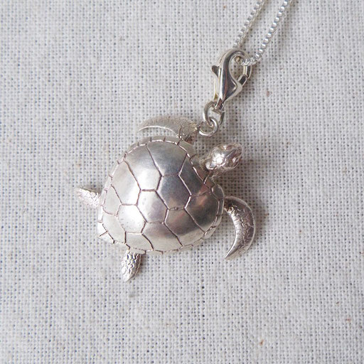 YUJI ISHII　sea turtle pendant