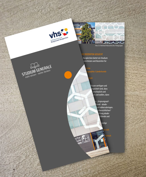 Flyergestaltung für das Studium Generale, Juli 2022, Vhs-Burghausen
