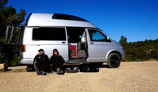 die wärmende Sonne geniessen bei 10 Grad 