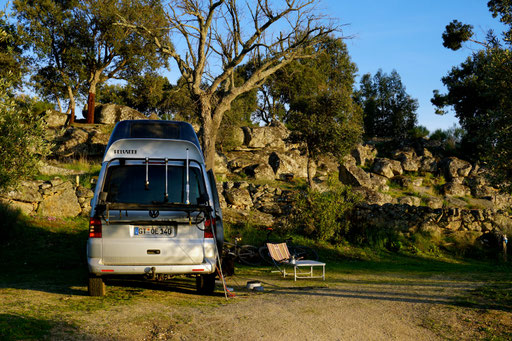 Liebevoll angelegter Natur- Campingplatz in der Serra de Sào Marmede / Portugal