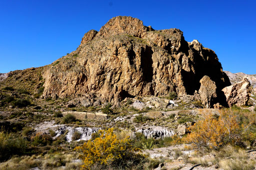 traumhafter Hike rauf ins Dörfchen nah Tabernas