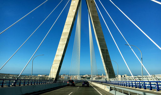 Brücke über dem Rio Guadalete nach Cadiz