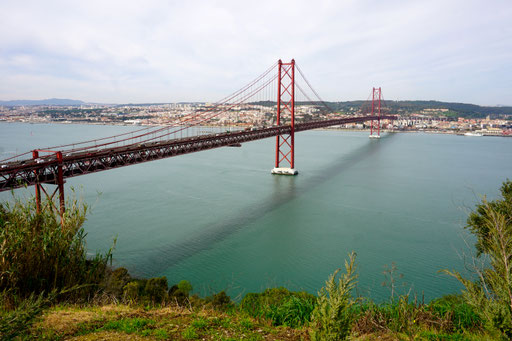 Ponte 25 de abril , ein bisschen Golden Gate Bridge