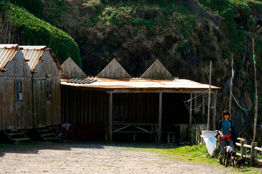 ein paar Fischerhütten