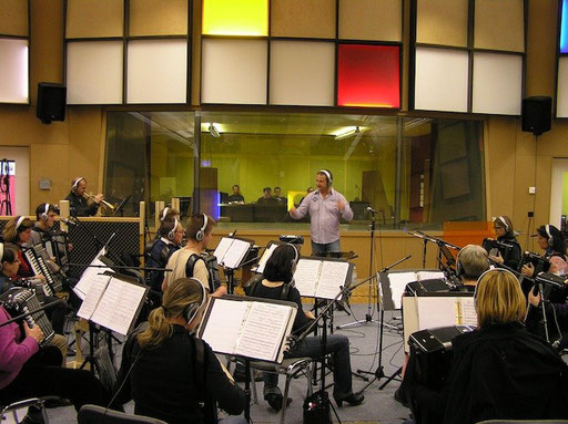 Akkordeon Orchester Bezirk Affoltern unter der Leitung von Ruedi Marty mit Solist Heinz della Torre