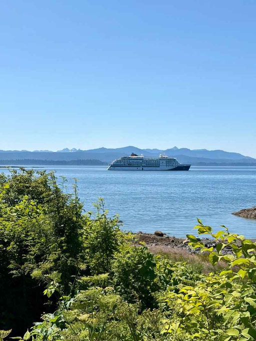 Die HANSEATIC inspiration vor Kake auf Kupreanof Island in Alaska