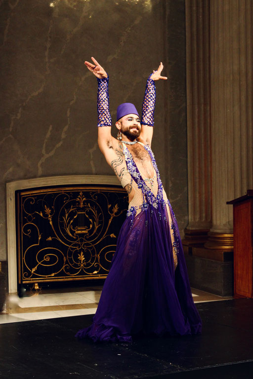 Show Act, The Darvish