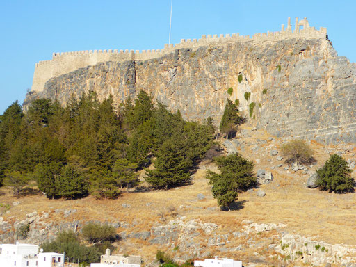 Bild: Die Akropolis vom Ort aus