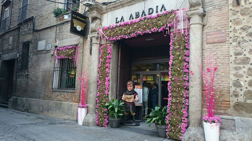 La Abadia - Bar à visiter 