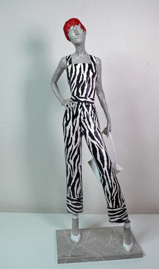 Elena Lichtsteiner. Overall; 2025; ca. 70 cm