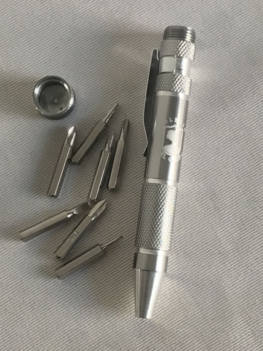 Desarmador tipo pluma Azady con grabado láser