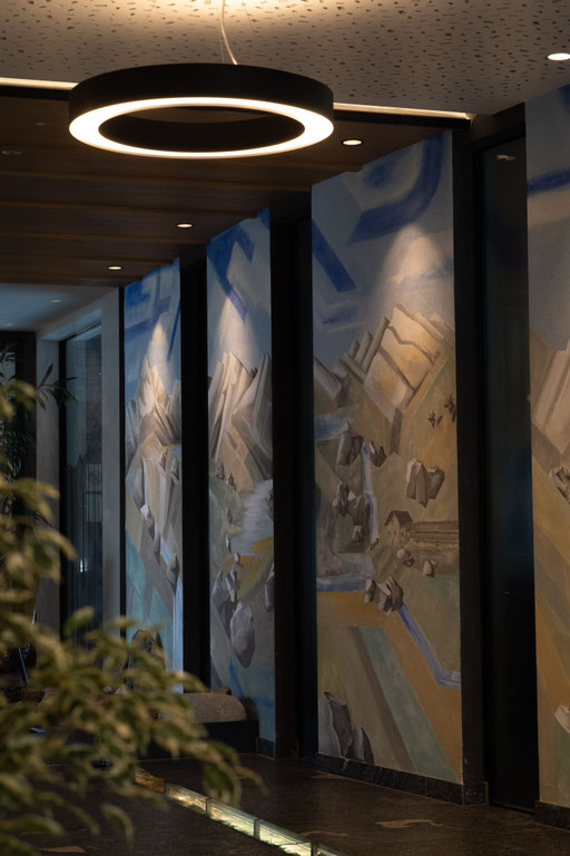 Interior corridor at VINEA Suites & Apartments