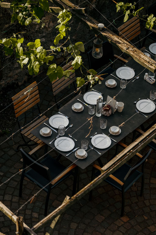 ANSITZ ROMANI - characterful hideaway • Tramin on the South Tyrolean Wine Road - Italy • Member of Mountain Hideaways ©Marika Unterladstätter