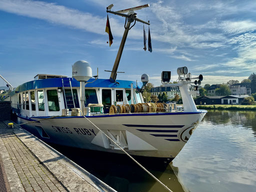 Die SWISS RUBY an ihrem Liegeplatz in Saarburg