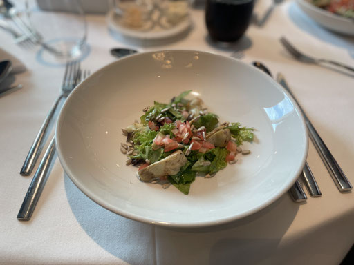 Bitterblattsalat mit Grapefruit-Honigdressing