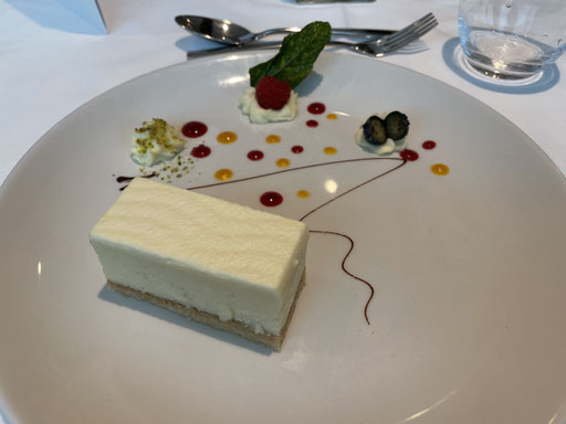 Nachspeise: Käsekuchen 