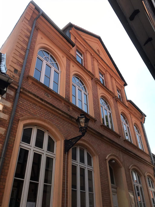 Gebäude
