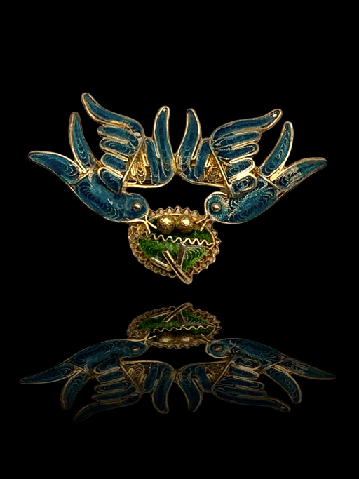 Antique Plique a Jour Enamel 800 gold plated Filigree couple of birds in love with nest and golden eggs-art.365/5