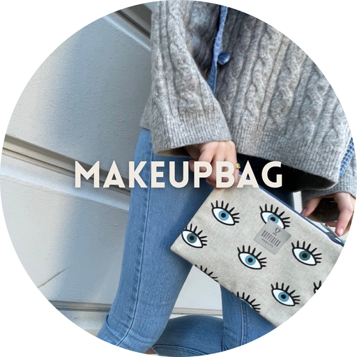 MakeupBag