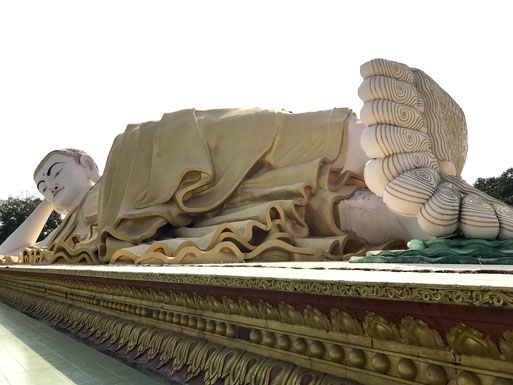 Liegender Buddha in Bago