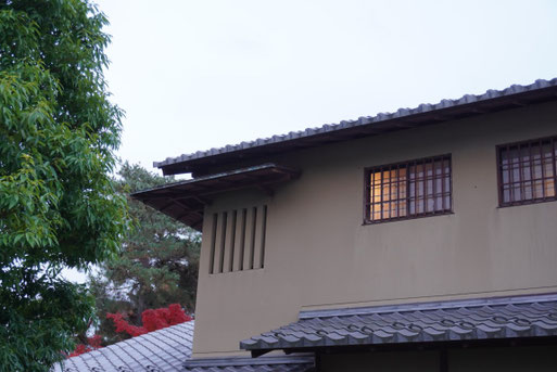千葉での家づくり-千葉県-千葉市-注文住宅-一級建築士事務所-設計事務所-建築家-高性能住宅-高断熱高気密-heat20g2-耐震等級3-許容応力度設計-断熱等級6-長期優良住宅-住まい-家-木造-木の家-木箱プロジェクト-難しくない家-断熱等級6（UA値0.46｜HEAT20 G2～G3水準）-耐震等級3（許容応力度設計）-値0.7以下（気密性能／中間測定時）-長期優良住宅対応-一次エネルギー消費量等級6／ZEH対応可／BELS評価対応可-高耐久仕様