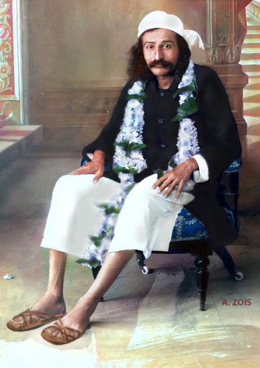 1926 : Ahmednagar, India. Meher Baba garlanded & wearing the Kamli coat.
