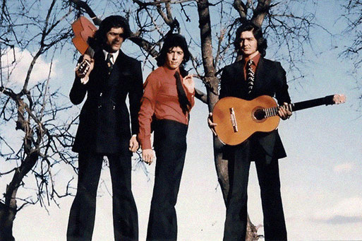 Los Chichos promoción  primer  elepé "Ni más ni menos"  - 1974 - foto  de Archivo Philips