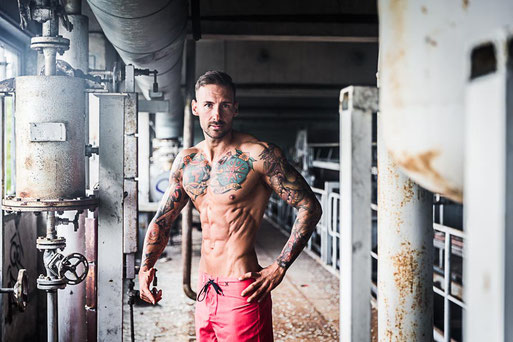 Männnerportrait, Shooting, Bodybuilding vom Hochzeitsfotografen mit Fotostudio in Wittenberge (Prignitz).