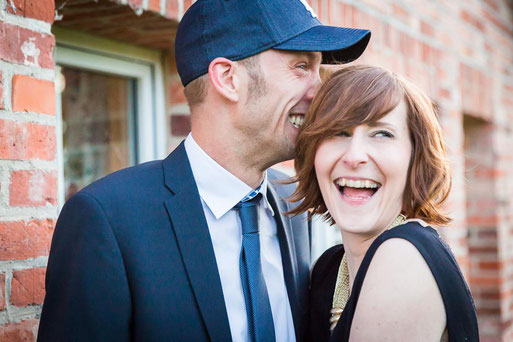 Paarbilder, Paerchenfotos, Shooting im Landhaus Suekow vom Hochzeitsfotografen mit Fotostudio in Wittenberge (Prignitz).