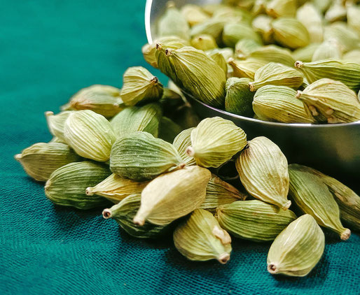 Cardamom buds picture from Pixabay