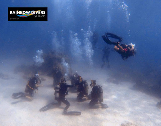 Rainbow Divers PADI Scuba Dive Center Scuba Diver practicing underwater skills