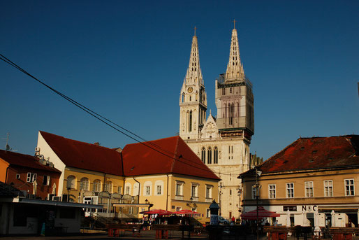 Reunion in Croatia, binational couples separated by travel ban, USA, Germany