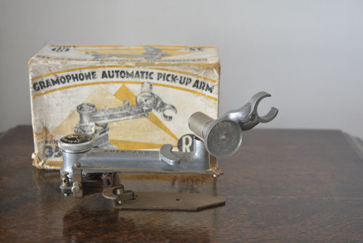 The R.I & Varley pickup Auto-arm C. 1928