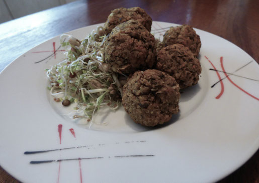 Très simples à réaliser (la recette demande juste des temps de repos), ces boulettes sauront séduire même les plus grands carnivores.