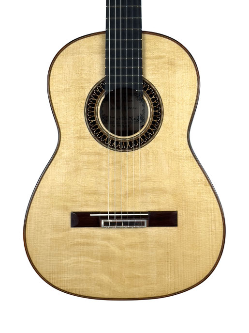 Tobias braun - classical guitar  